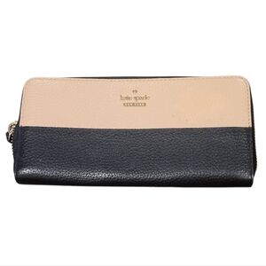 Kate Spade Black and Cream Zip Wallet